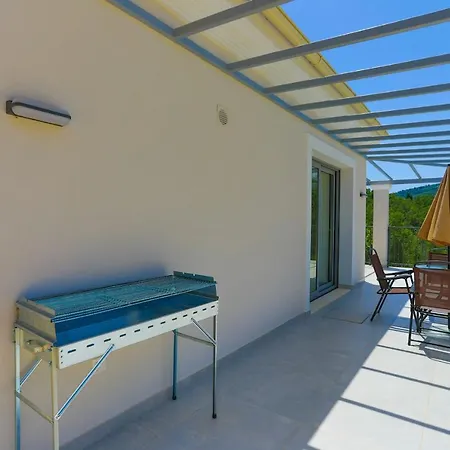 Villa Brand New Loki With Large Infinity Pool Wifi And Sea Views