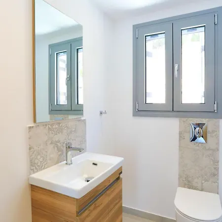 Brand New Loki With Large Infinity Pool Wifi And Sea Views Agnitsini