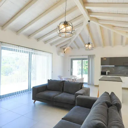 Brand New Loki With Large Infinity Pool Wifi And Sea Views Villa *