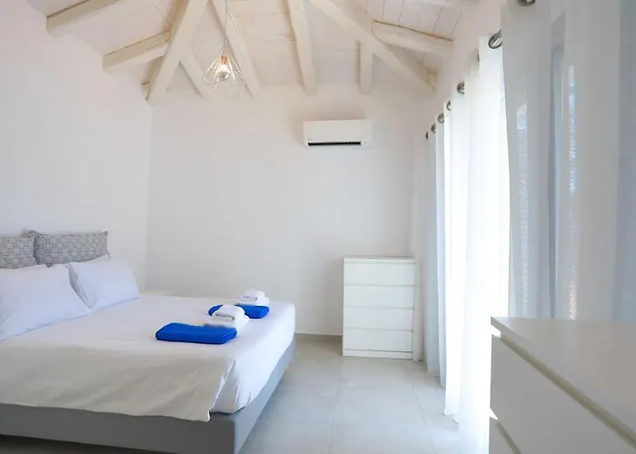 Brand New Loki With Large Infinity Pool Wifi And Sea Views Villa
