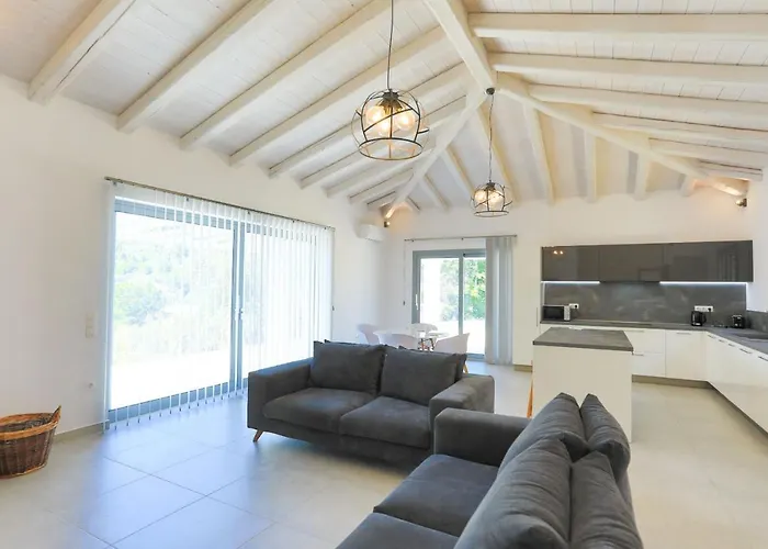 Brand New Loki With Large Infinity Pool Wifi And Sea Views 别墅 *